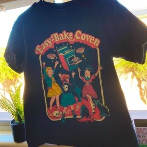 Easy Bake Coven tee 🍪 🧙🏻‍♀️ 🪄